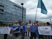 Работники «Аэрофлота» вышли на пикет *