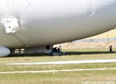 Самое большое воздушное судно в мире Airlander 10 потерпело крушение в центральной Англии