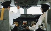 Политики США выступают против уменьшения лётных часов для вторых пилотов