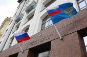 На кону - безопасность полетов. Вместо отпуска - деньги?
