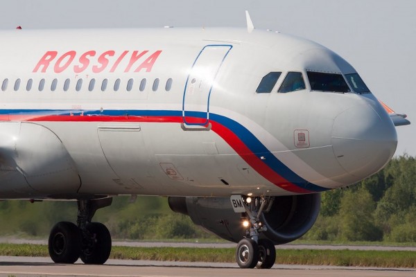 «Аэрофлот» не планирует продавать авиакомпанию «Россия»