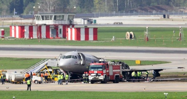 Президент Шереметьевского профсоюза обвинил бортпроводника в гибели 40 пассажиров Superjet