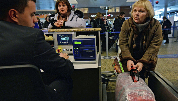 Аэропортам и авиакомпаниям РФ предписано усилить режим безопасности