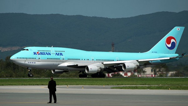 Korean Air будет усмирять буйных пассажиров электрошокерами