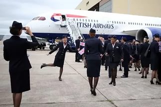 Бортпроводники British Airways решили бастовать на Рождество