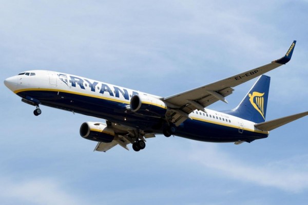 Глава Ryanair умоляет пилотов не уходить из компании